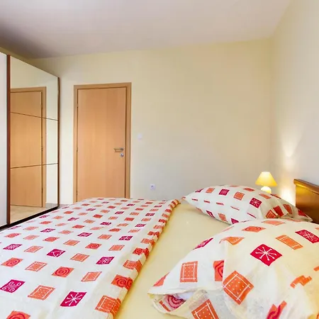 4 Bedroom Beautiful In
